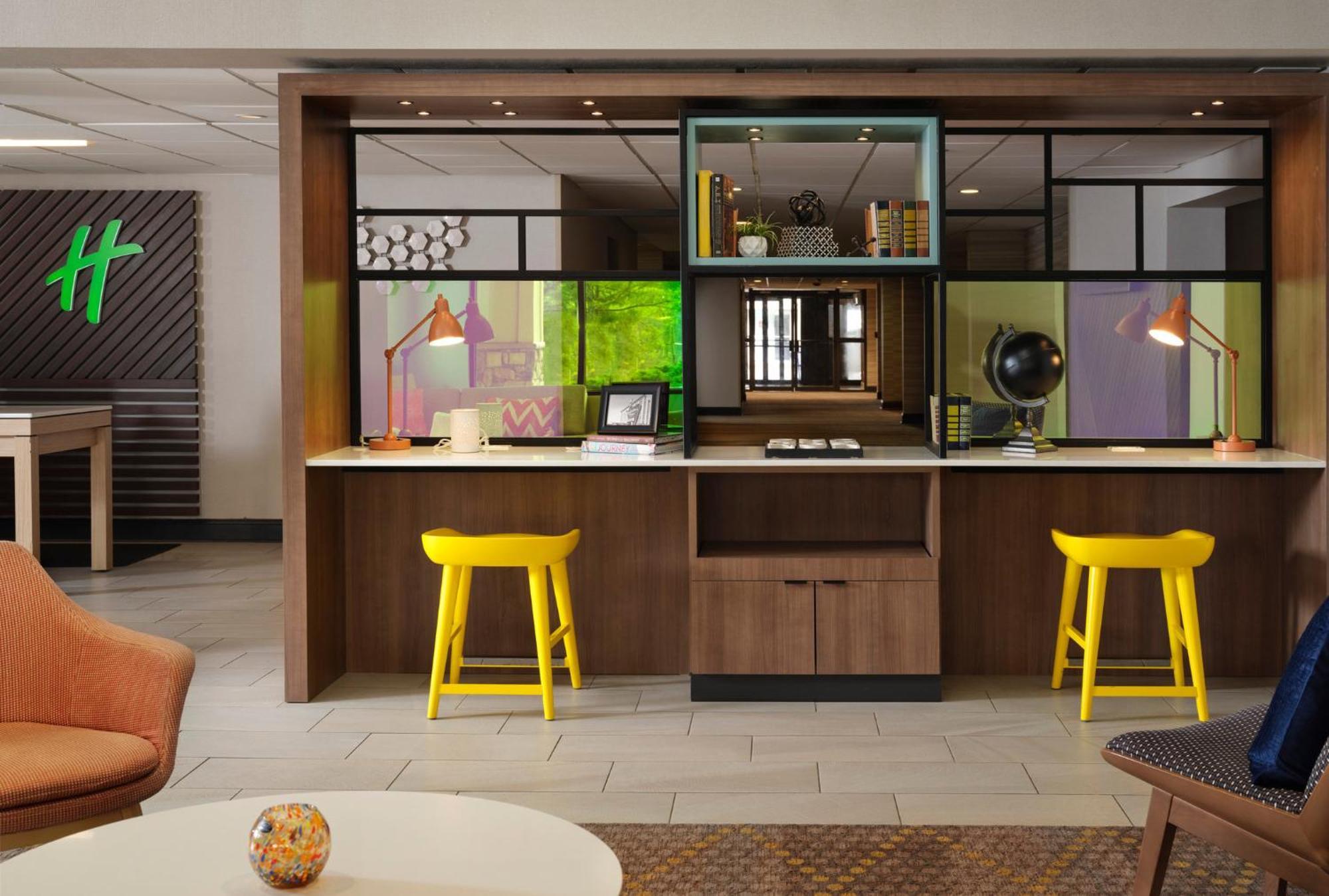 Holiday Inn & Suites Marlborough, An Ihg Hotel Bagian luar foto