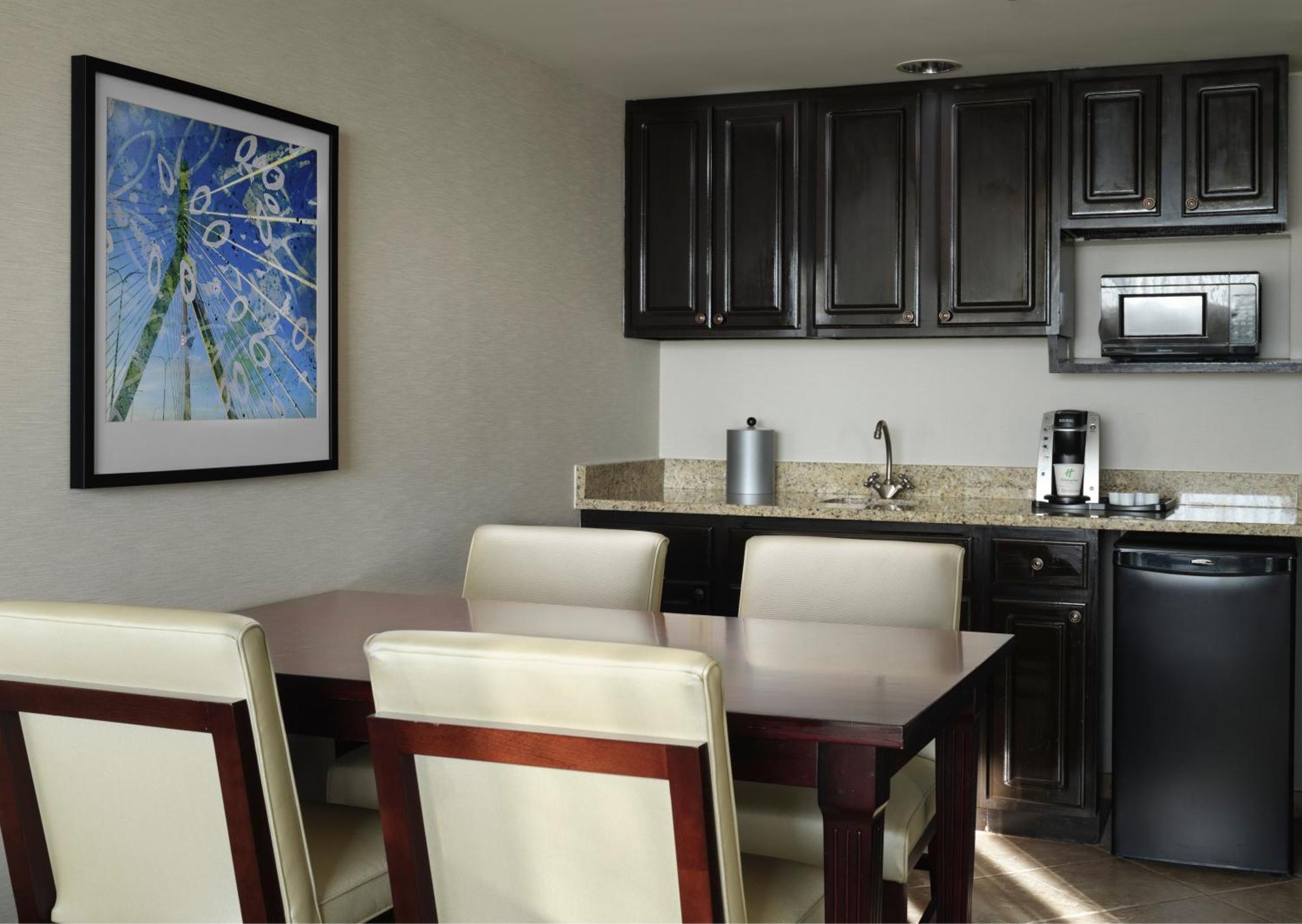 Holiday Inn & Suites Marlborough, An Ihg Hotel Bagian luar foto