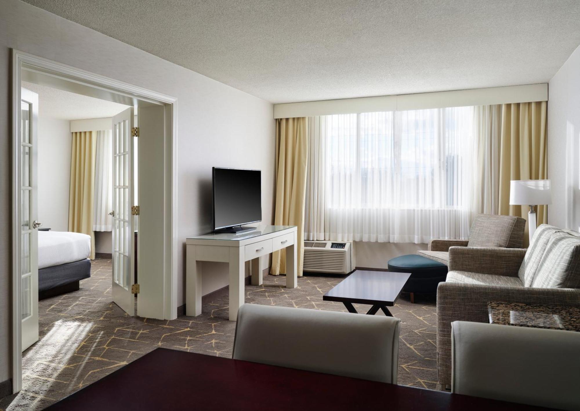 Holiday Inn & Suites Marlborough, An Ihg Hotel Bagian luar foto
