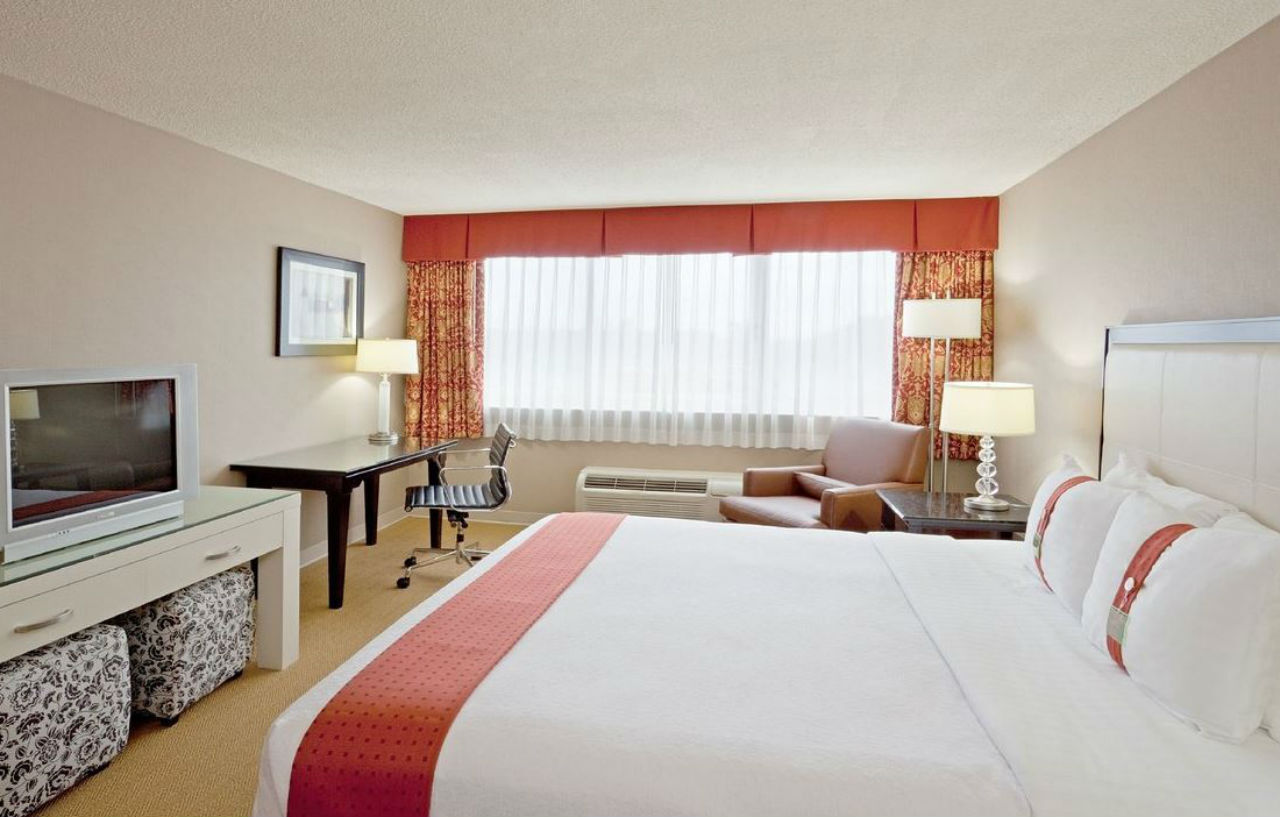 Holiday Inn & Suites Marlborough, An Ihg Hotel Bagian luar foto